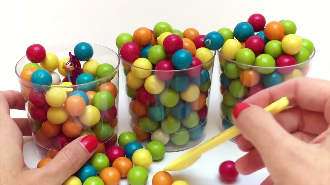 Rainbow Gumball Surprise Toys Gumball Machine Peppa Pig Toys Masha and The Bear Toys