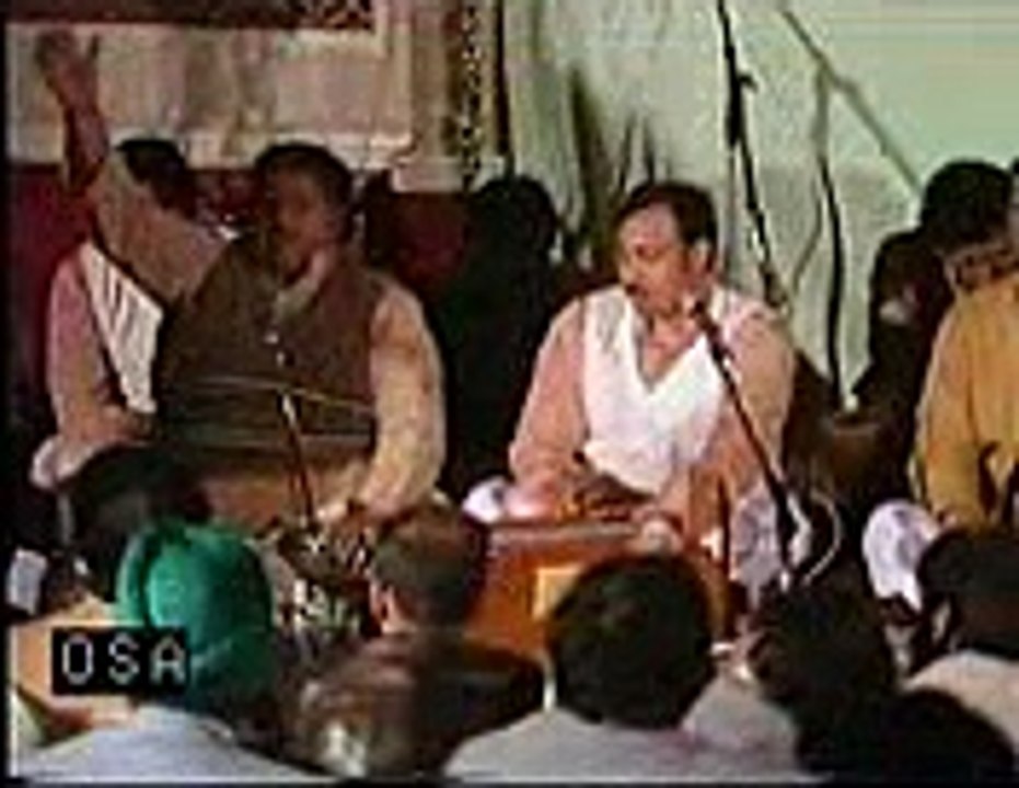 Nusrat Fateh Ali Khan Qawwal - Je Too Akhiyan De Samne Nai R _ Tune.pk_mpeg4