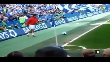Football (Soccer) Freestyle Tricks & Skills- Ronaldo, Neymar, Ro