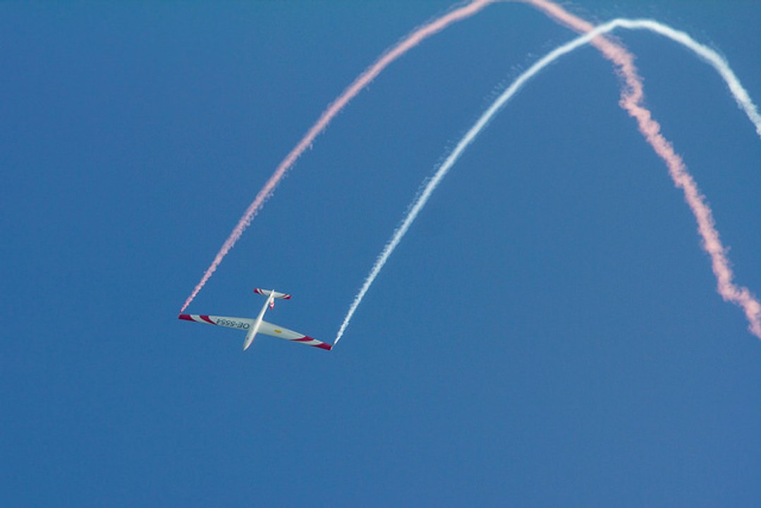 FAI World Air Games 2015 - Highlights Day 5 - Aerobatics Glider