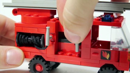 Lego - Back To History - 6382 Fire Station - 1981 - BrickBuilder
