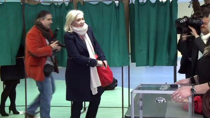 Régionales 2015: début du vote pour le 1er tour