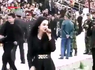 یہ لڑکی آپ کو حیران کر دے گی