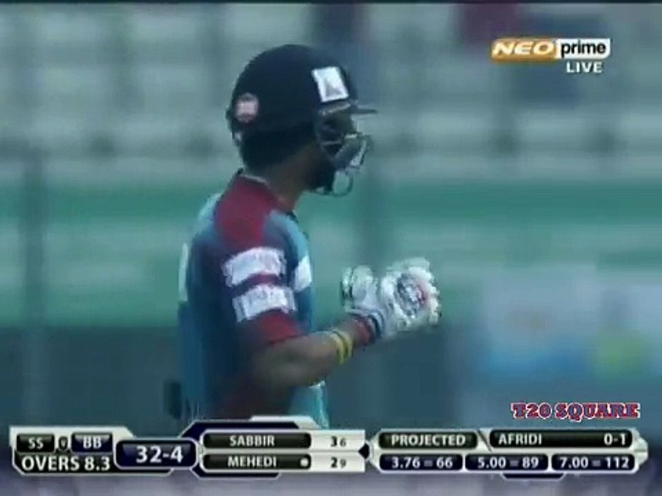 Shahid Afridi SUPER SPELL - 2-5 in BPL 2015