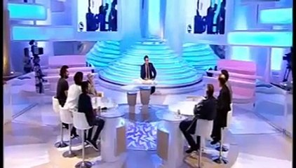 هذا ما قاله تونسيون عن استقبال هولاند للملك محمد السادس