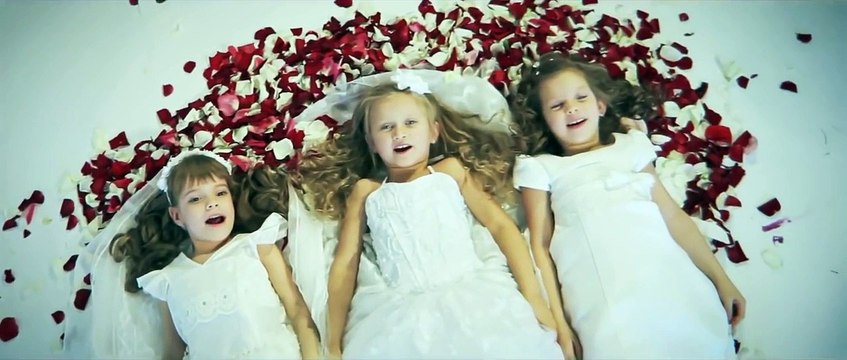 Песня - МАМА ! Всем мамам посвящается! Подари маме эту песню