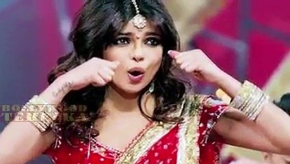 Bollywood Divas who Sizzled In Red Sarees _ Top 5