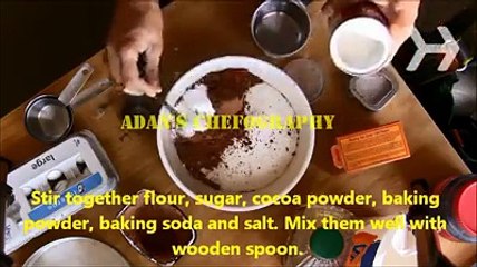 HOW TO MAKE EASY CHOCOLATE CAKE