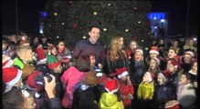 Erdhën festat, Erion Veliaj ndez dritat e pemës së Krishtlindjes- Ora News