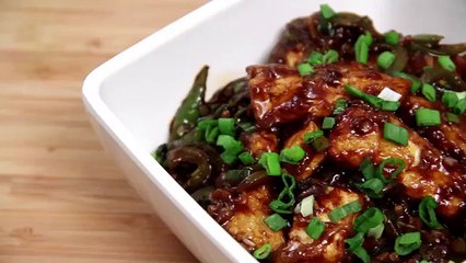 Download Video: Paneer Chilli Dry - Indo Chinese Starter - Main Course Recipe By Ruchi Bharani