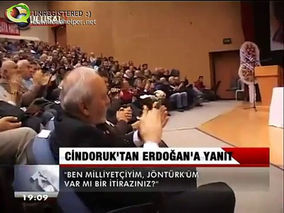 Hüsamettin Cindoruk ben Jön Türk'üm