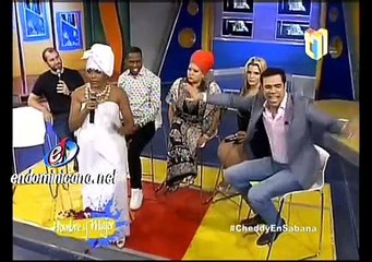 Chaddy García Vs Ana Carolina durante su visita en el programa MAS ROBERTO