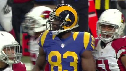 Rams Nick Foles finds Brian Quick for 14 yards
