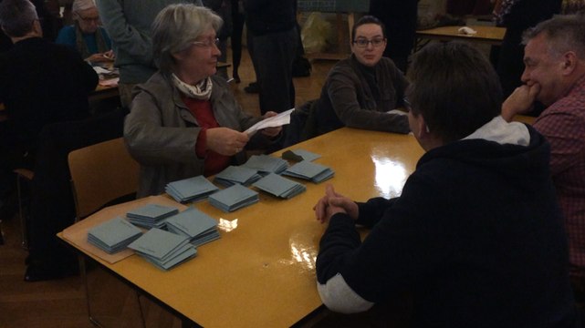 Élections régionales : dépouillement des votes du premier tour à Cherbourg