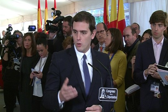 Rivera insiste en que Ciudadanos está en el centro