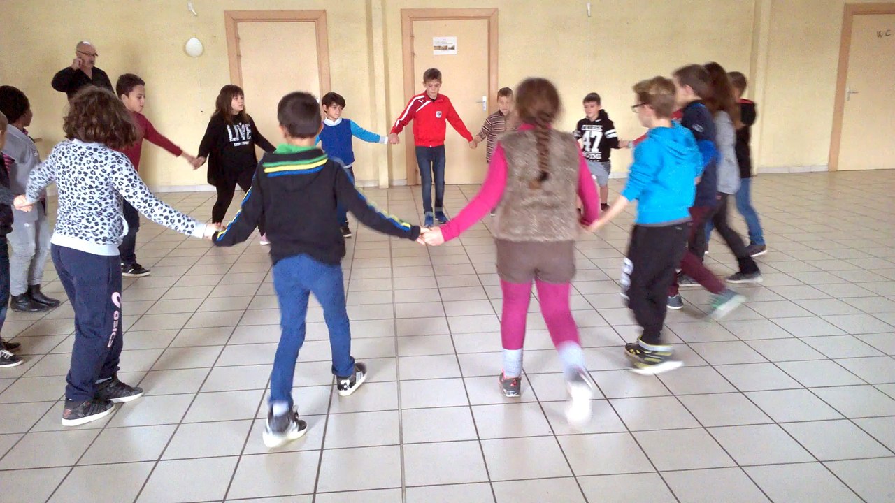 cercle circacien : danse européenne