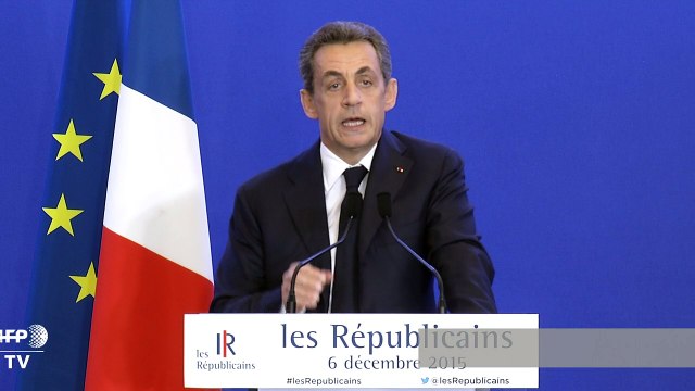 Régionales: Sarkozy refuse toute fusion et tout retrait de liste