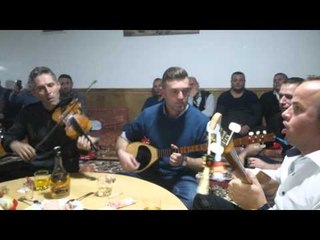 Ali e Luan Zogiani dhe Vesad Mjeku--I madhi zot te qofshim fal.