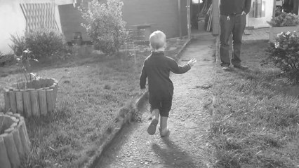 Je suis là pour te tendre la main