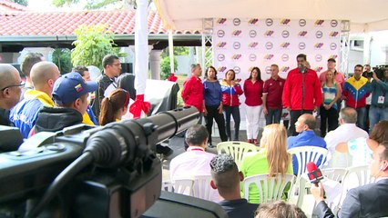 Maduro: economía debe ser prioridad del nuevo parlamento