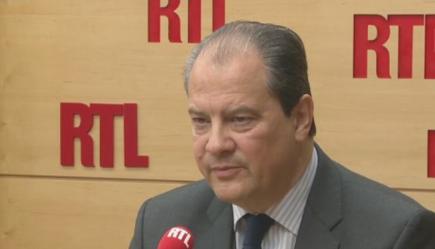 Cambadélis annonce le retrait de la liste socialiste dans le Grand est
