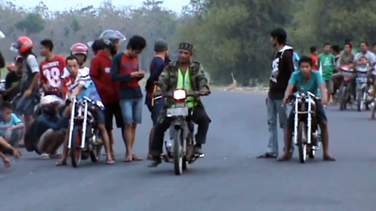 Balap Liar Ninja Shark Speed Mojokerto VS Ninja B2 Speed Gresik