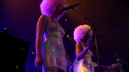 Katy Perry - Thinking Of You (Live on Letterman)