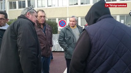 Quimper. Le centre du RSI bloqué
