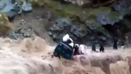 OMG flood in chitral,and watch this accident in flood allah O akbar