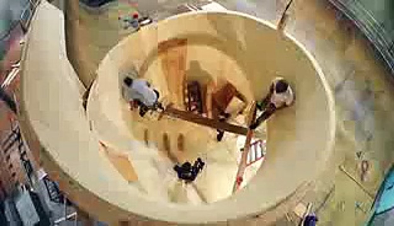 Action Cam - Tony Hawk Skates First-Ever Horizontal Loop - Sony