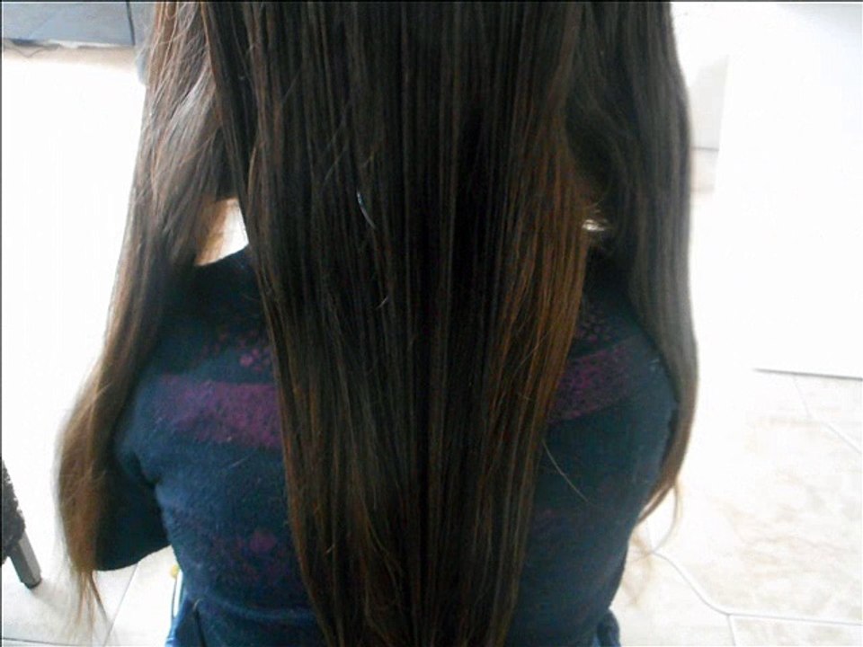 Chignon fleurs chic et romantique