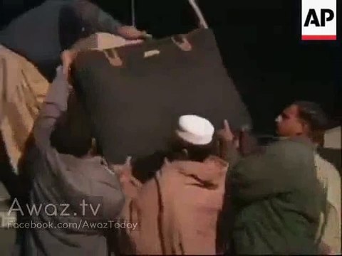 See How Kalsoom Nawaz Running Away When Musharraf Takeover