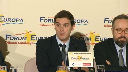 Rivera afea a Rajoy su ausencia en el debate de esta noche