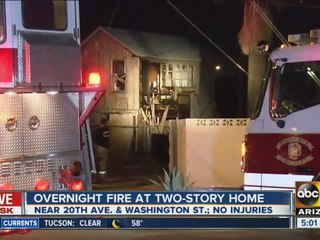 Fire damages home in Phoenix
