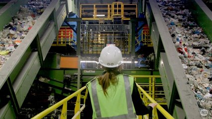 Ars tours the Sims Municipal Recycling facility in Brooklyn, NY