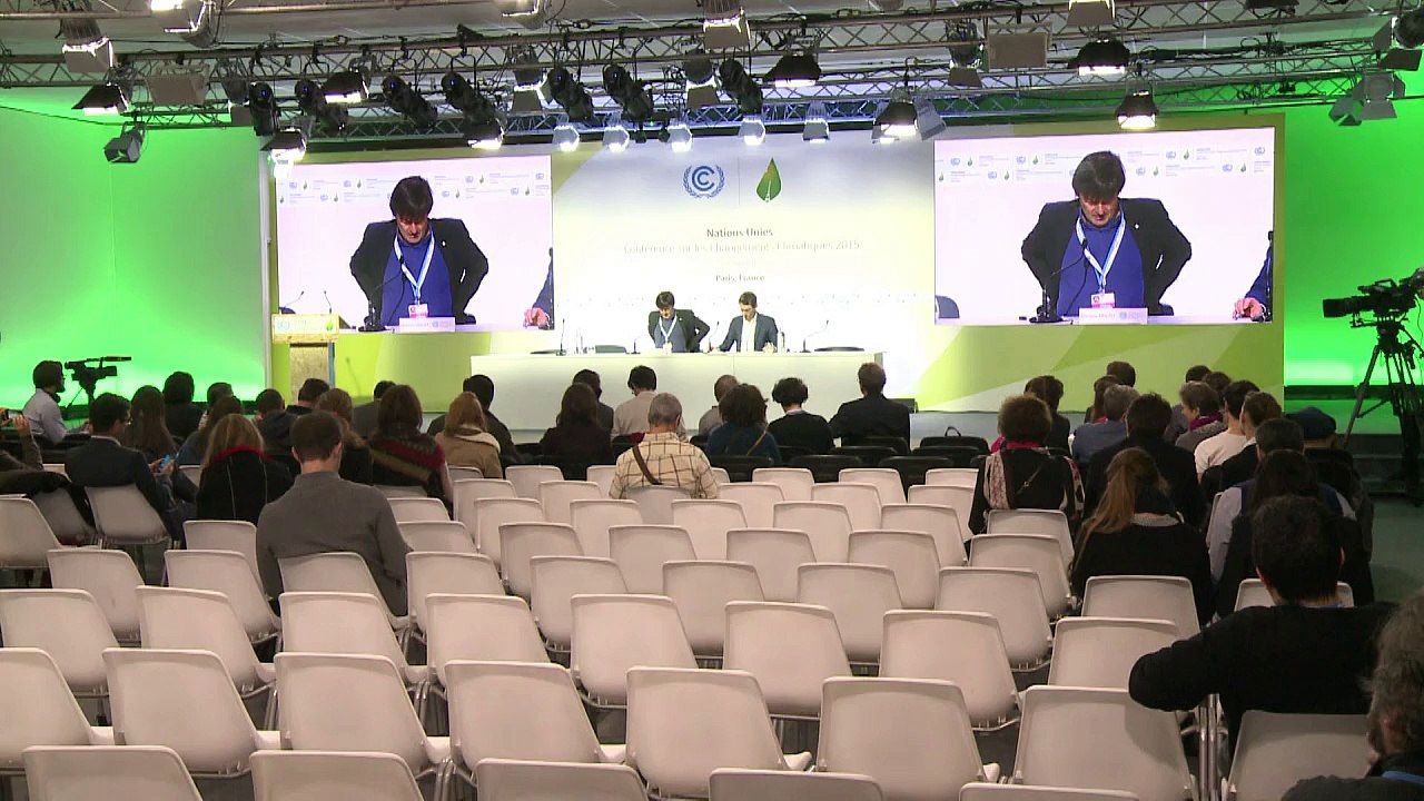 COP21: "le processus se passe bien" (Nicolas Hu...