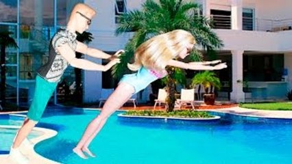 NOVELA DA BONECA BARBIE - KEN SE VINGA E JOGA BARBIE NA PISCINA - CAPÍTULO 29