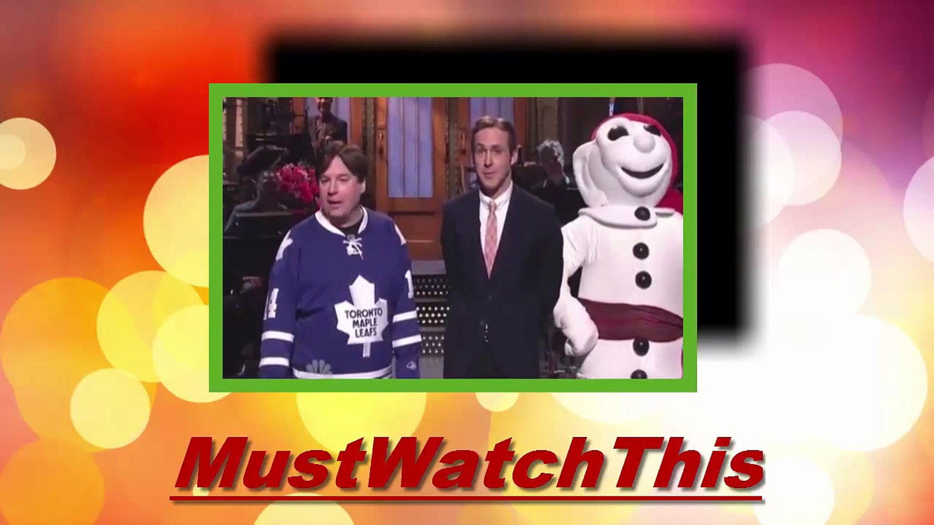 Snl Host Ryan Gosling Duets With Mike Myers On Canadian Christmas Carol - 