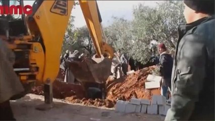 التحالف ينفي قصف معسكر للنظام ودمشق تندد