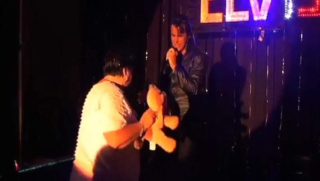 Terry Padgett sings 'Let Yourself Go' at Elvis day in Sheffield