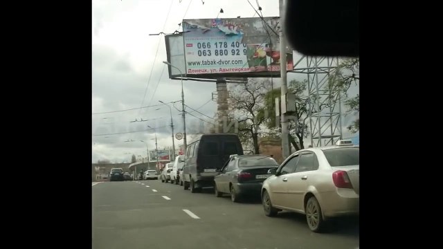 Донецк. АЗС. Очередь.