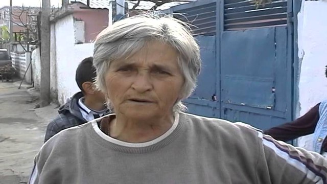 BANORET E MBROSTARIT NE FIER NE ALARM NGA NDOTJA,UJERAT E ZEZA PERHAPEN NE RRUGE LAJM