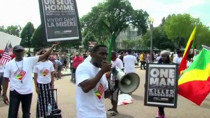 #Congo  Franck Jocktane s’adresse aux Africains et au monde devant la Maison Blanche ^FJ