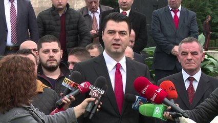 OPOZITA FESTON PAVARESINE, PERKUJTON EDHE DESHMORET