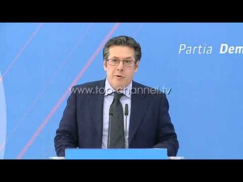 PD akuzon Ramën: Dekoroi xhelatët - Top Channel Albania - News - Lajme