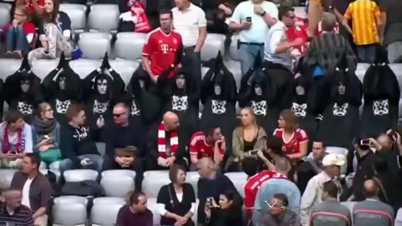 Lustiger Fußball - Lustige Videos zum Totlachen Fußball