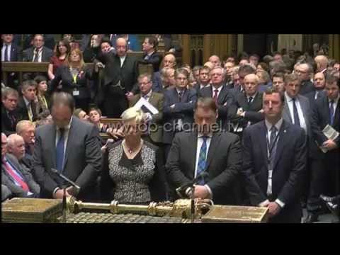 Parlamenti britanik voton pro sulmeve ajrore ndaj ISIS - Top Channel Albania - News - Lajme