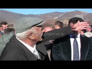 Banorët e Bulqizës, peticion kundër prerjes së pemëve - Top Channel Albania - News - Lajme