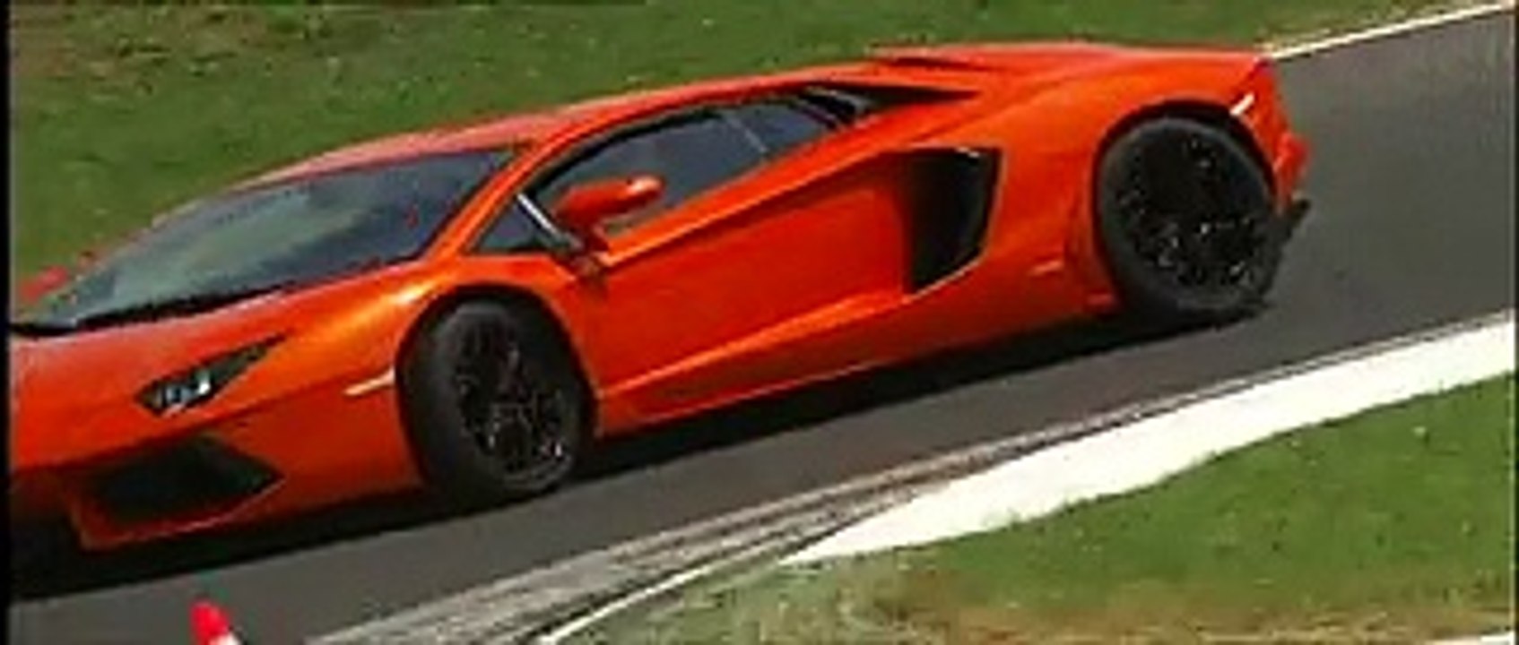 The Lamborghini Aventador - Video Dailymotion