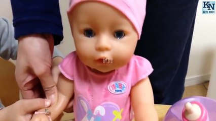 Đồ chơi trẻ em Búp bê Bo hư không nghe lời cha mẹ nên bị đòn